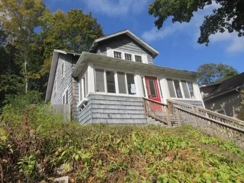 70 Beaverbrook Pkwy, Worcester, MA 01603