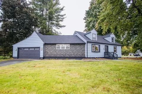 1 Parkview St, Ludlow, MA 01056