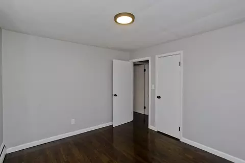 180 Cherokee Dr, Springfield, MA 01109 photo 24