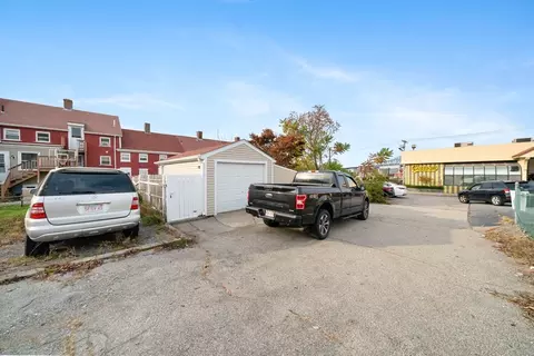 122 Broadway, Fall River, MA 02721 photo 7