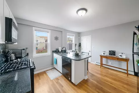 122 Broadway, Fall River, MA 02721 photo 11
