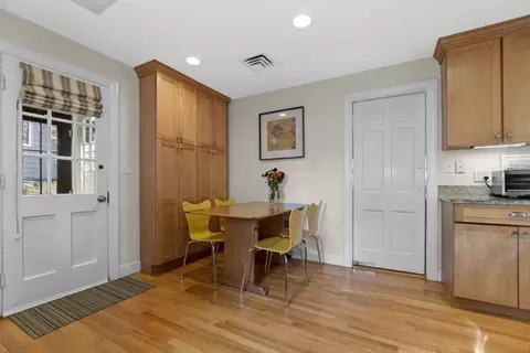 27 Ogden Rd, Brookline, MA 02467 photo 10