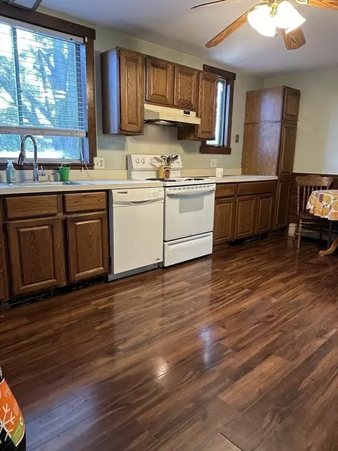 369 Chestnut St, Clinton, MA 01510 photo 16