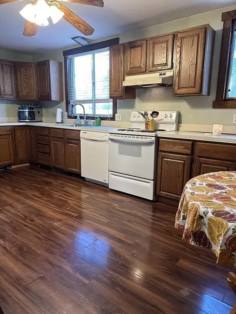 369 Chestnut St, Clinton, MA 01510 photo 15
