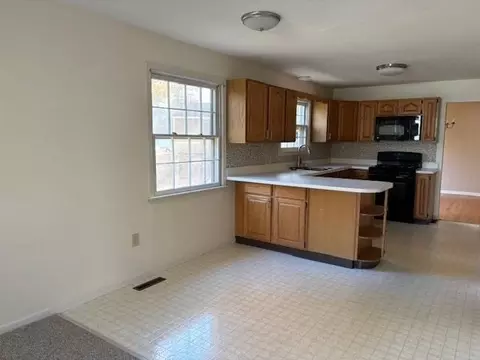 Kitchen - 73 Concord St, Maynard, MA 01754 photo 2 of 2