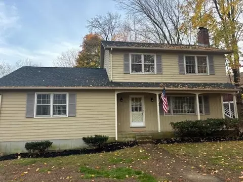 73 Concord St, Maynard, MA 01754