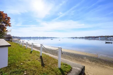 View/Area - 5 Oak Hill Rd, Wareham, MA 02571 photo 6 of 7