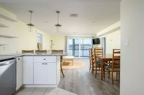 Dining - 5 Oak Hill Rd, Wareham, MA 02571 photo 3 of 4