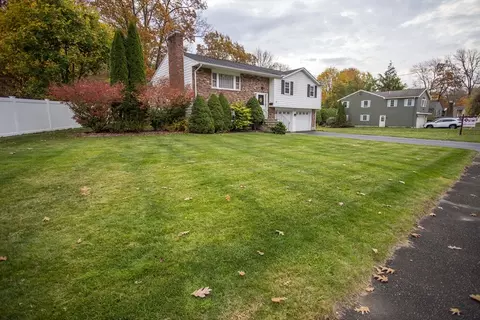 25 Deborah Dr, Reading, MA 01867 photo 33