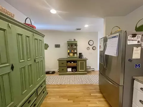 65 Baxters Neck Rd, Marstons Mills, MA 02648 photo 4