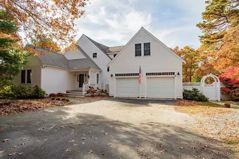 65 Baxters Neck Rd, Marstons Mills, MA 02648