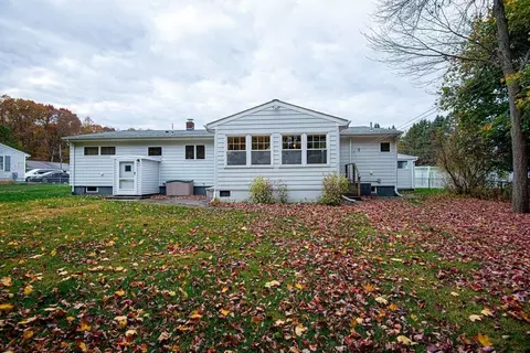56 Rose Ave, Woonsocket, RI 02895 photo 31