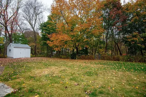 56 Rose Ave, Woonsocket, RI 02895 photo 33