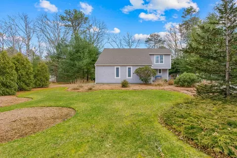20 Marway, Mashpee, MA 02649 photo 3