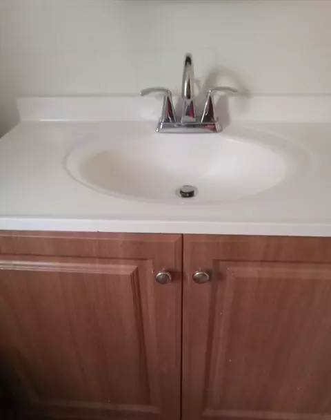 25 Genessee St, Worcester, MA 01603 photo 8