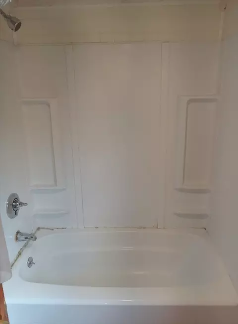 25 Genessee St, Worcester, MA 01603 photo 7