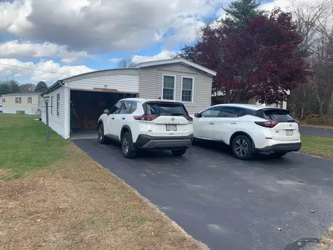 556 Central St #32, Leominster, MA 01453