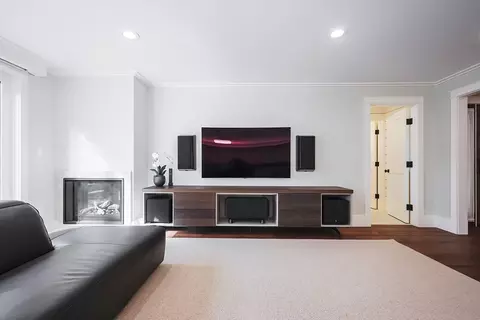 41 Gilbert Rd, Needham, MA 02492 photo 3