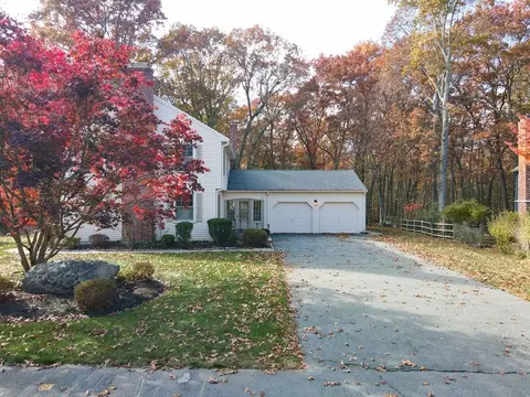 41 Gilbert Rd, Needham, MA 02492 photo 8