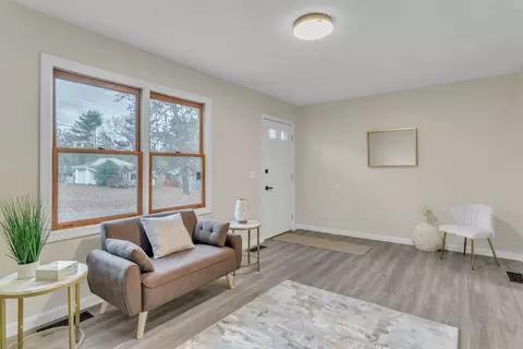 115 Carroll St, Springfield, MA 01108 photo 6