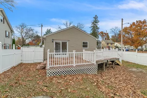 115 Carroll St, Springfield, MA 01108 photo 23