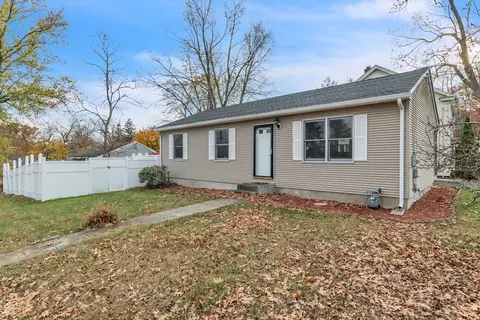 115 Carroll St, Springfield, MA 01108 photo 1