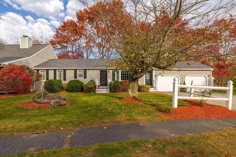 1303 Oakwood Street Ext #1303, Holden, MA 01520