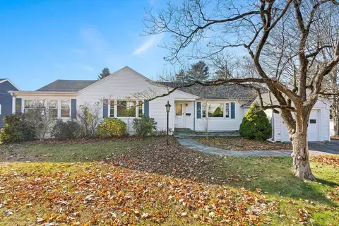 574 Merriam Ave, Leominster, MA 01453
