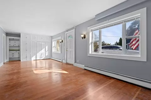 9 Maple Cir, Marblehead, MA 01945 photo 3