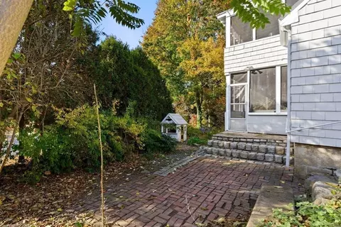 9 Maple Cir, Marblehead, MA 01945 photo 20