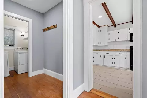 9 Maple Cir, Marblehead, MA 01945 photo 5