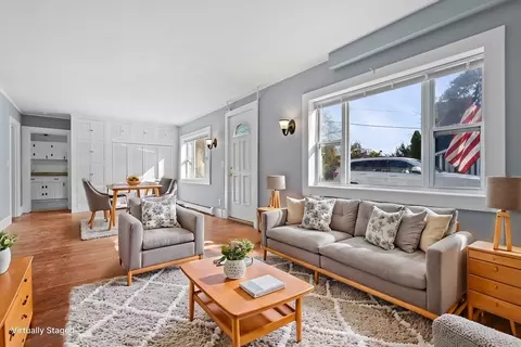 9 Maple Cir, Marblehead, MA 01945 photo 4