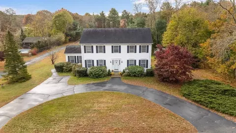 128 Grove St, Kingston, MA 02364