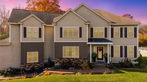 53 Puritan Pl, Norwood, MA 02062
