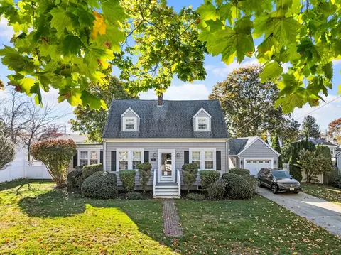 62 Lexington St, New Bedford, MA 02740