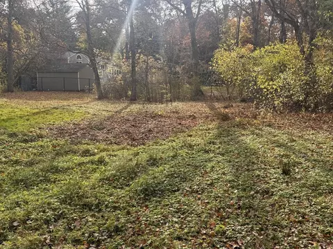 Exterior - 14 Meadowbrook Rd, Dover, MA 02030 photo 4 of 9