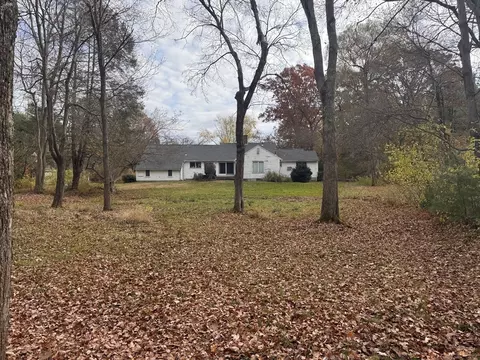 Exterior - 14 Meadowbrook Rd, Dover, MA 02030 photo 7 of 9
