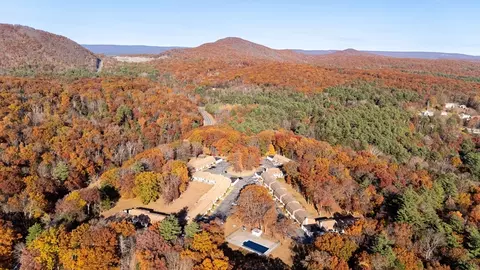 44 Granby Hts #44, Granby, MA 01033