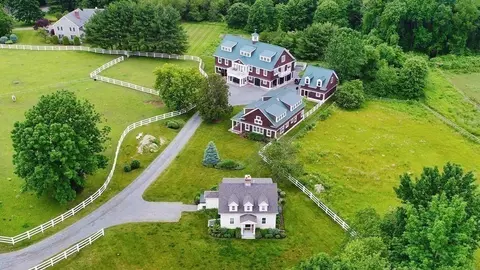 1 Hunt Dr UNIT 1A, Dover, MA 02030
