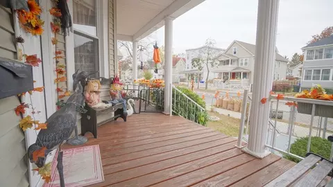 47 Mooreland St, Springfield, MA 01104 photo 6
