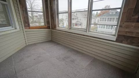 47 Mooreland St, Springfield, MA 01104 photo 29
