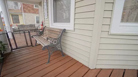 47 Mooreland St, Springfield, MA 01104 photo 7