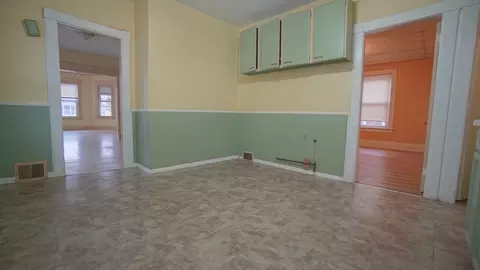 47 Mooreland St, Springfield, MA 01104 photo 27