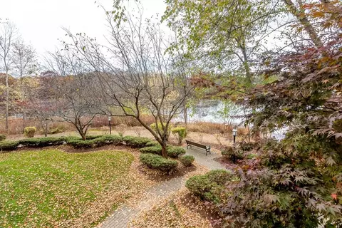 22 Forge Pond #D, Canton, MA 02021 photo 16