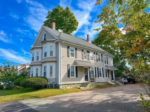 28 Pond St, Weymouth, MA 02190