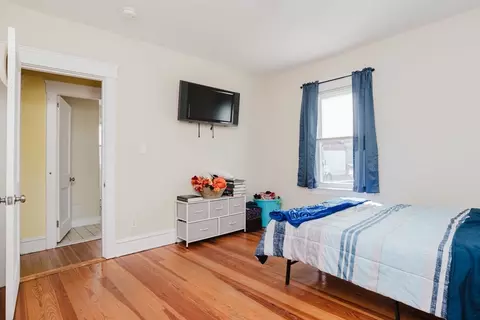 Bedroom - 639 Dwelly St, Fall River, MA 02724 photo 5 of 10