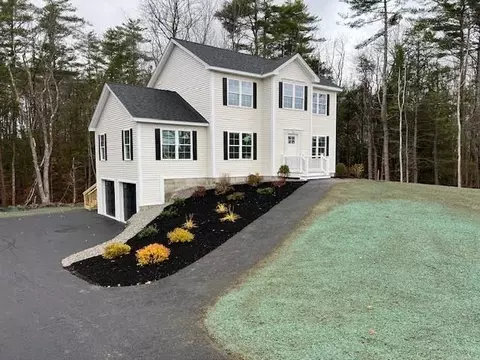 795 Royalston Rd, Phillipston, MA 01331