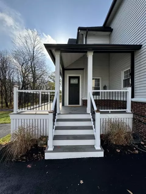 Exterior - 473 Massasoit Rd, Worcester, MA 01604 photo 4 of 5