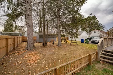 Exterior - 8 Wright St, Easthampton, MA 01027 photo 9 of 12