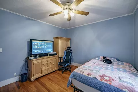 Bedroom - 8 Wright St, Easthampton, MA 01027 photo 11 of 12